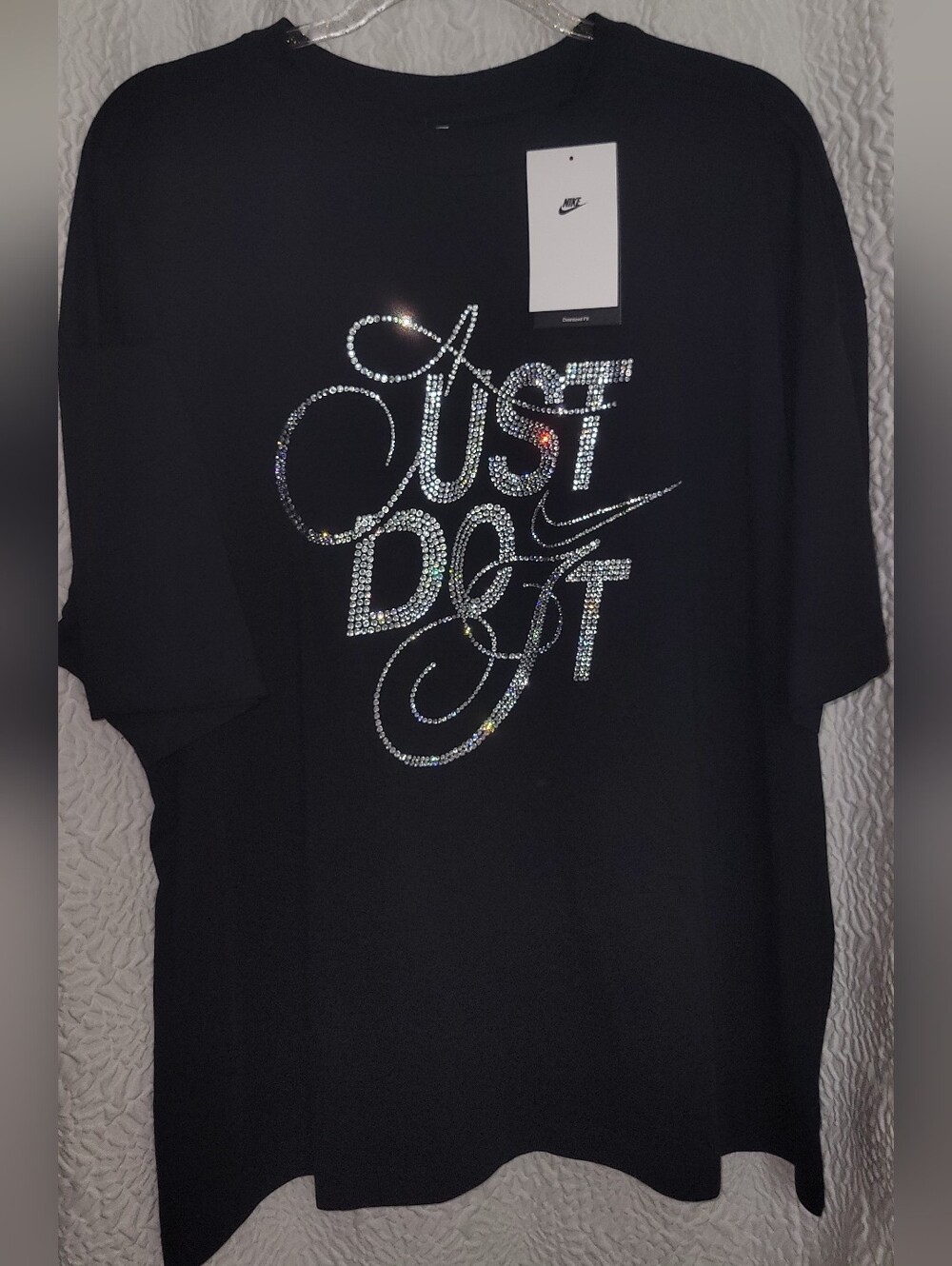 🌺Nike Tee w/Rhinestone 'Just Do It' Graphic - Picture 5 of 9